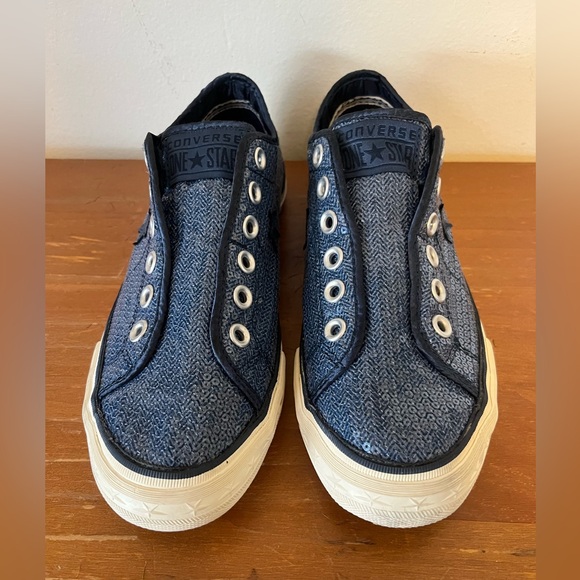 Converse Women’s 8 One Star Blue Sequined Slip On Shoes- Sparkle - Picture 2 of 8